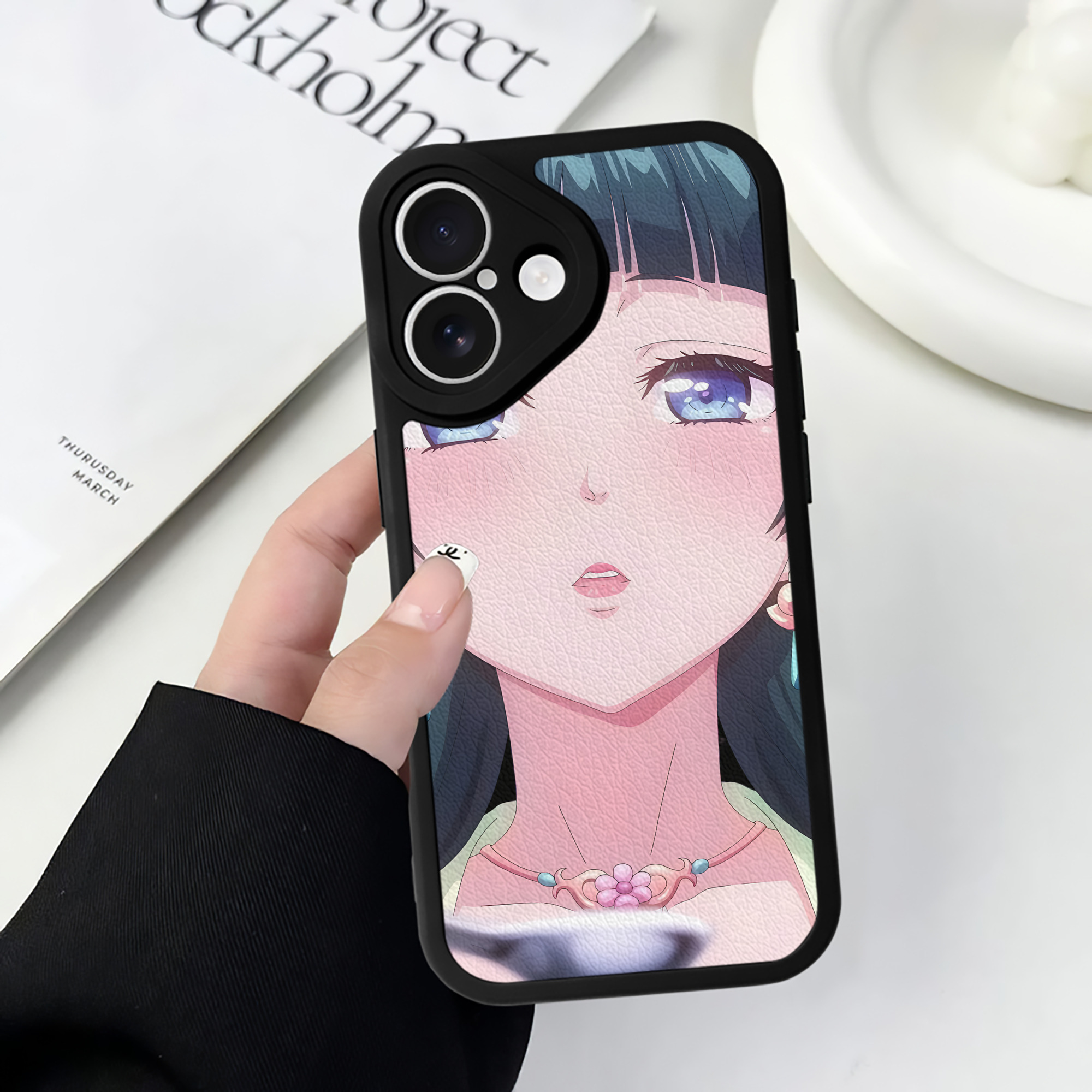 （画像用） 薬屋のひとりごと The Apothecary Diaries 【iPhone 16シリーズ対応】シリコンスマホケース（レザー調） 材質：シリコン